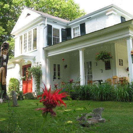 Domaine Les Boises Lee Farm S.A Bed & Breakfast Stanstead Exterior photo