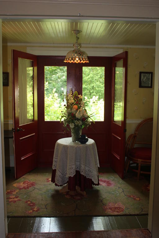 Domaine Les Boises Lee Farm S.A Bed & Breakfast Stanstead Exterior photo