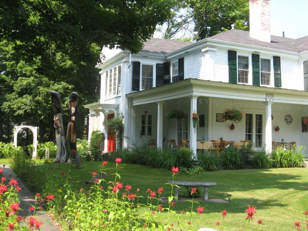 Domaine Les Boises Lee Farm S.A Bed & Breakfast Stanstead Exterior photo